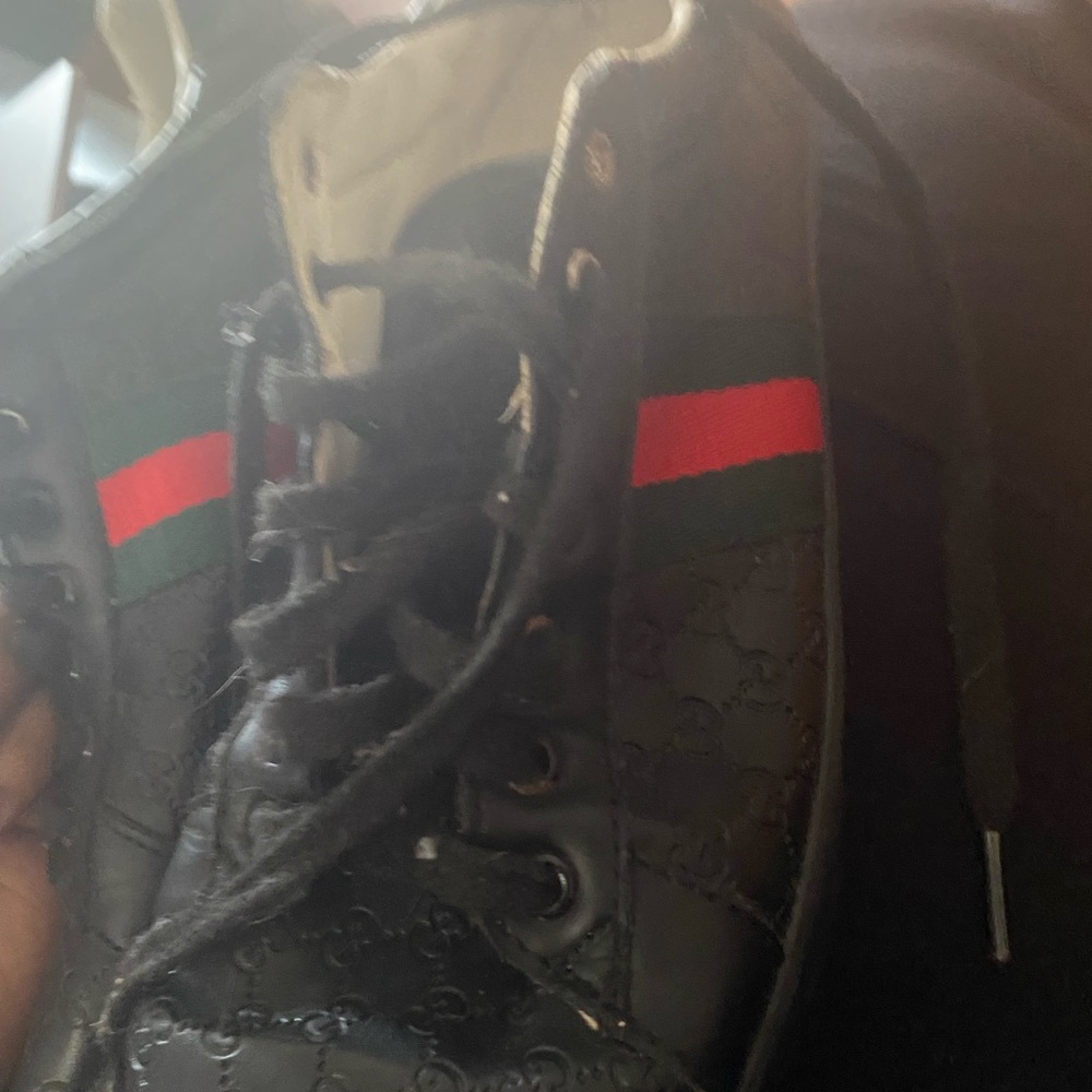Gucci shoe authentic
